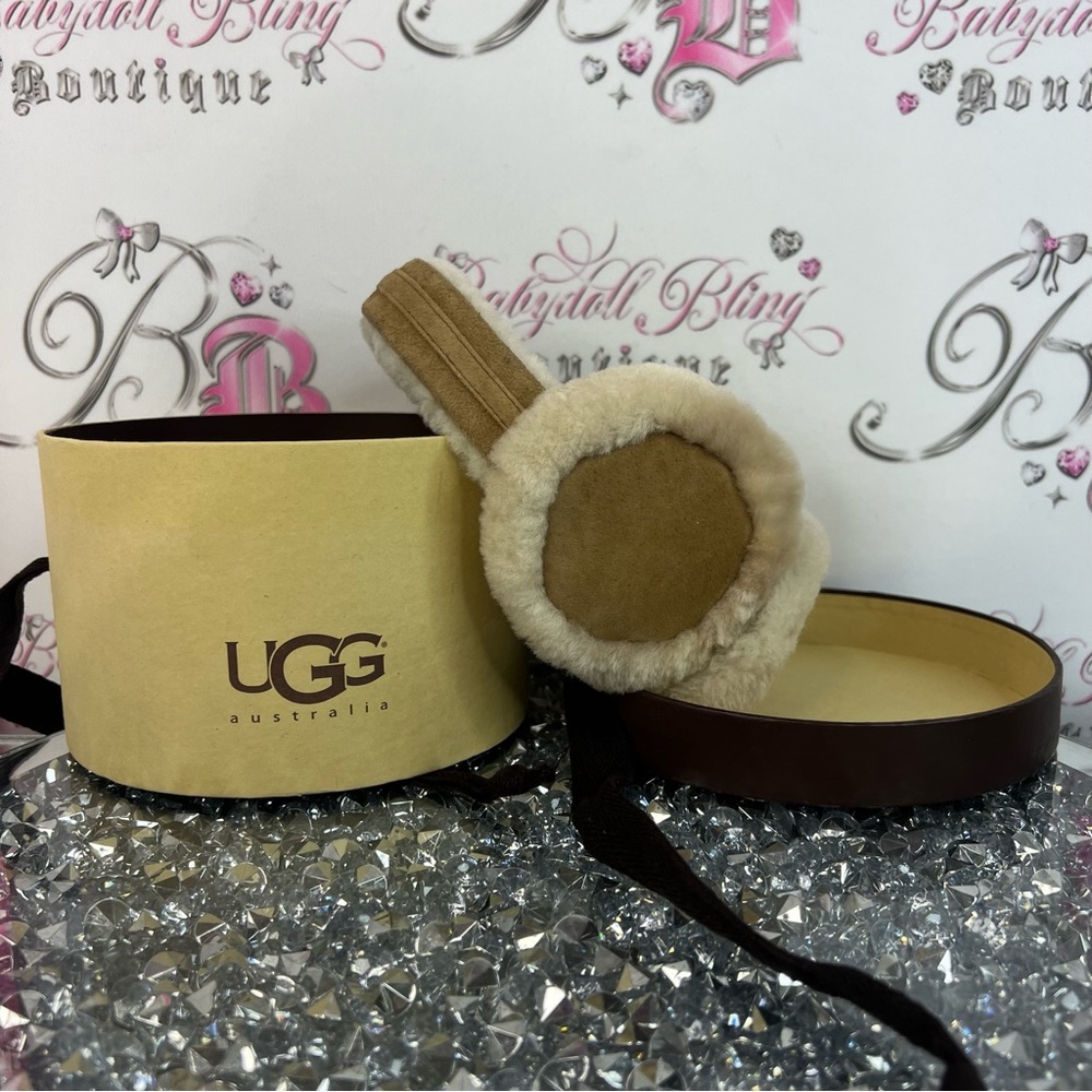 UGG earmuffs ear warmers Women's Shearling Earmuffs in Chestnut